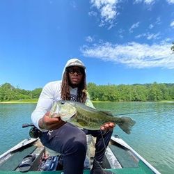 Largemouth Bass fishing trips in PA